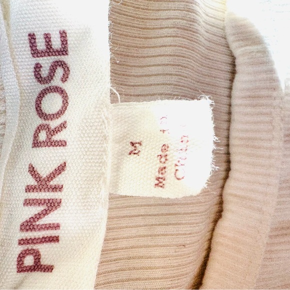 Pink Rose White Ribbed Tee - Picture 3 of 4